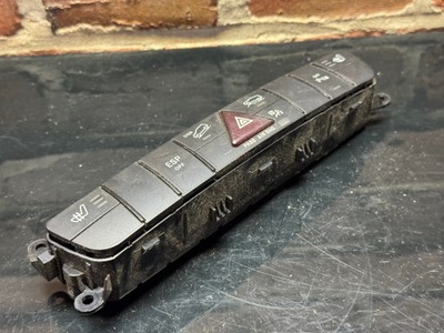Mercedes w164 кнопка света аварийных a1648709910 фото №1