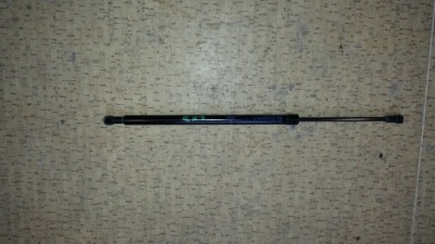 Mazda cx3 - амортизатор пружина крышки задняя фото №1