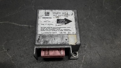 Opel omega b1 модулі подушок повітряних 90492467lj фото №1