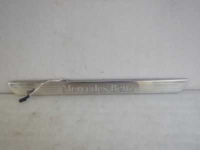 Mercedes c w205 молдинг na порог led фото №1