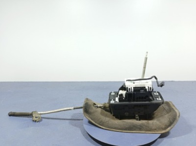 Audi a6 c6 домкрат рычаг переключения передач автоматическая коробка передач 4f1713041ae фото №1