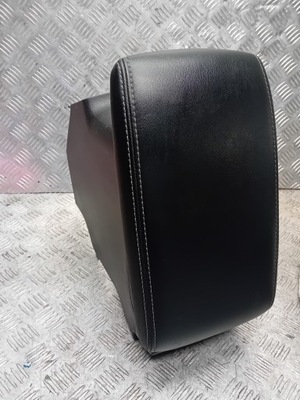 Outlander iii lift подлокотник кожа фото №1