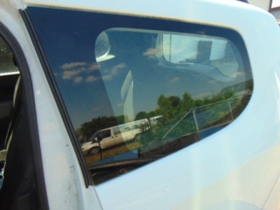 Стекло боковая левая задняя dacia lodgy 2012 фото №1