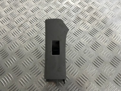 Toyota yaris ii панель вікон правий 74231-0d090 фото №1