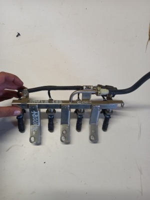 Молдинг впрыскная chevrolet spark iii 1.0 b 9680084 фото №1