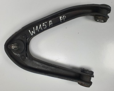 Важіль правий перед передній верхній mercedes w115 фото №1