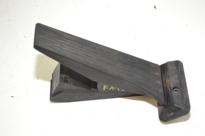 Bmw f11 f10 рестайлинг  lci педаль газа потенциометр 6860784 фото №1