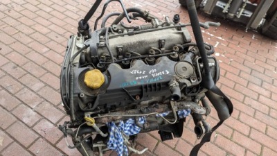 Двигун opel zafira b 1.9 cdti z19dt фото №1