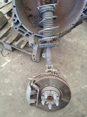 Амортизаторна стійка поворотний кулак права citroen c5 aircross 2022' 1.6 thp фото №1