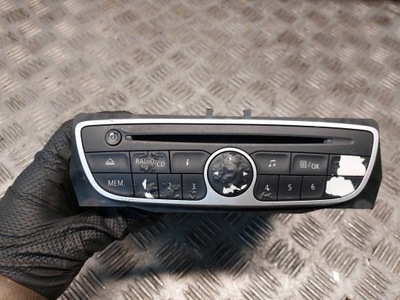 Радио проигрыватель renault megane iii 281150030rt фото №1