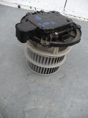 Повітродувка обдув lexus is 300h 2013- фото №1