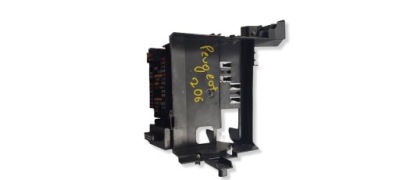 Предохранитель середина peugeot 206 897987979 фото №1