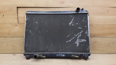 Toyota оригінальний номер 1640028100 радіатор води фото №1