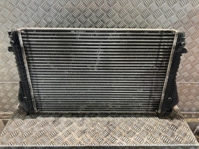 Volkswagen tiguan радиатор 3c0145805am фото №1