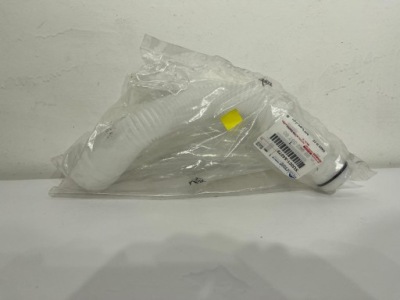 Toyota expert 16-23 труба заливной бачок распылителя фото №1