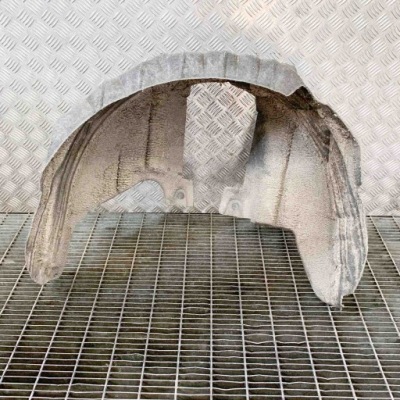 Подкрылок левая задние volvo v40 cross country 526 31265975 1.6l дизель 84kw фото №1