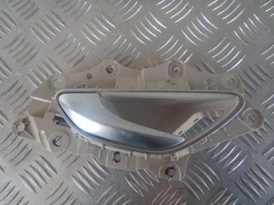 Mercedes s w222 ліва ручка внутрішня перед a2227600161 оригінал фото №1