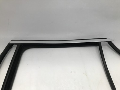 Молдинг прокладка двері задня ліва vw t-roc 17- фото №1