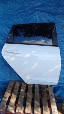 Hyundai i20 iii дверь правое правый задняя задние белый полный фото №1