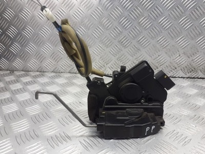 Замок двері правий перед mazda 3 bk 6pin фото №1