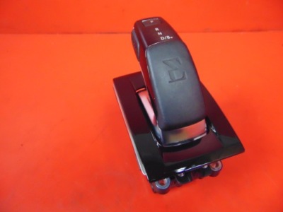 Citroen ds7 17- домкрат вибірник передач автоматична коробка передач фото №1