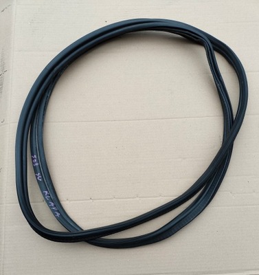 Peugeot 508 sw прокладка крышки багажника фото №1