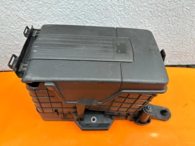 Audi q3 основание аккумулятор комплектная org. фото №1