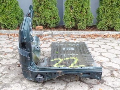 Toyota previa ii 00-06 pas задний пол фото №1