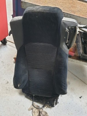 Actros mp4 arocs спинка сиденье водителя msg115/933 0009104433 фото №1