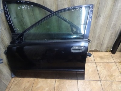 Volvo v40 1.9dci 03' дверь левый перед 345-12 фото №1