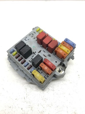 Коробка предохранителей alfa fiat lancia 50510968 фото №1