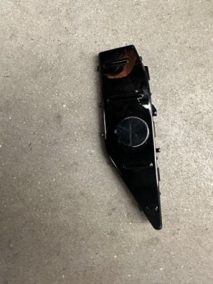 Vw touran напрямна захист заглушка 5ta854376... фото №1