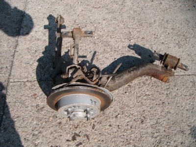 Civic vii sedan 04-06 ima поворотний кулак важіль ступиця фото №1