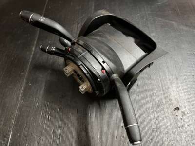 Mercedes w205 переключатель комбинированный a2059003409 фото №1