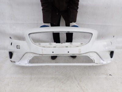 Volvo v40 r-design 12-19 бампер перед sprysk pdc фото №1