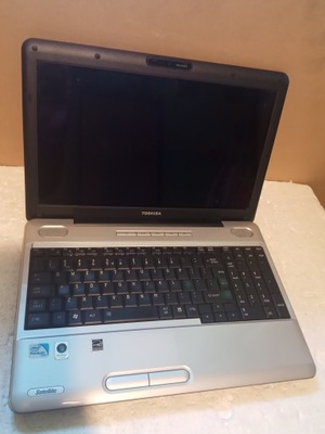 TOSHIBA Satellite L500-12N