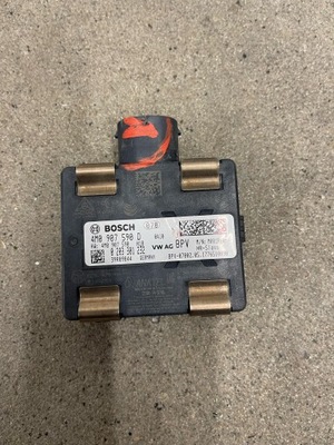 Audi q7 датчик мертвого pola фото №1