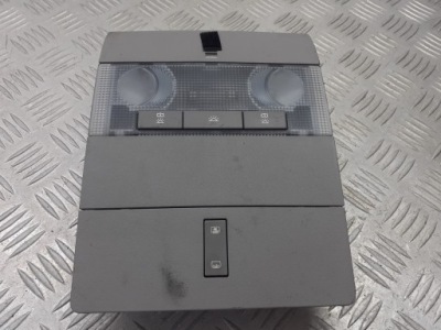 Освітлення кабіни перед opel zafira b 2.2 direct 13111872 фото №1