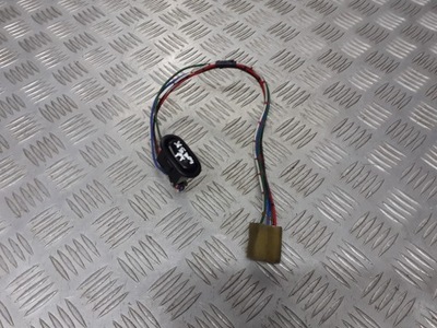 Перемикач скло правий задня mazda xedos 6 фото №1