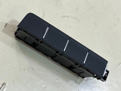 Панель кнопок vw passat b8 3g0927233f фото №1
