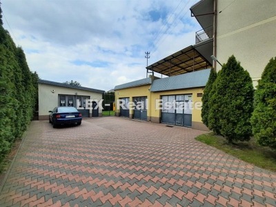 Komercyjne, Piastów, 185 m²