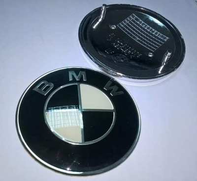 ZNACZEK NA MASKĘ KLAPĘ EMBLEMAT CZARNY 82mm BMW