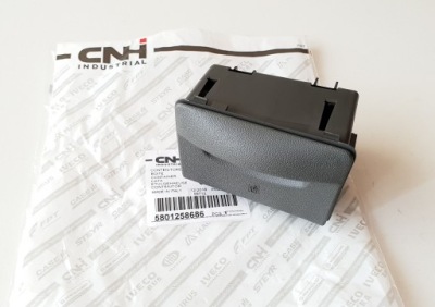 Тримач  правий на чашка напій iveco daily 2006- фото №1