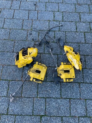 Суппорты alfa romeo stelvio q4 20r. фото №1