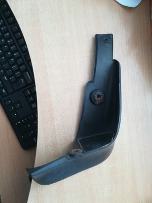 Corolla verso 2004-2009 брызговик брызговики перед правый фото №1