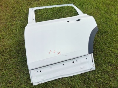 Mercedes glb 247 дверей ліве задні фото №1