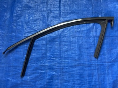 Прокладка дверь перед левый renault megane v e-tech 803310694r фото №1