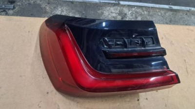 Bmw 7 g11 lci lift 2017- лампа левая левый задняя h3985464101 фото №1