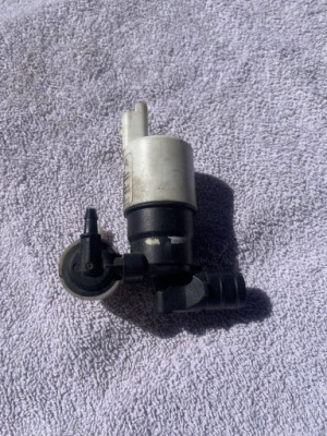 Peugeot оригінальний номер 643492 насос омивача, омивач скло лобове фото №1