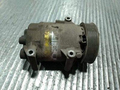 Насос, компресор кондиціонера renault scenic ii 8200309193 1.9 dci фото №1